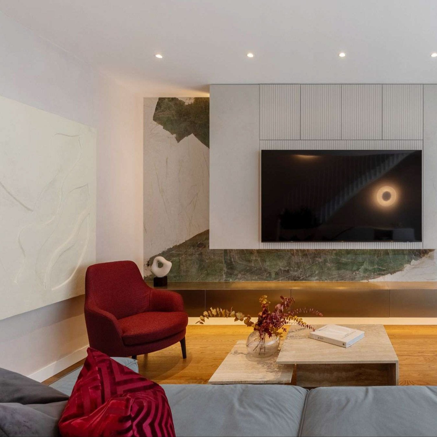 OFF-WHITE SCULPTURAL WALL ART - MiSo Architects