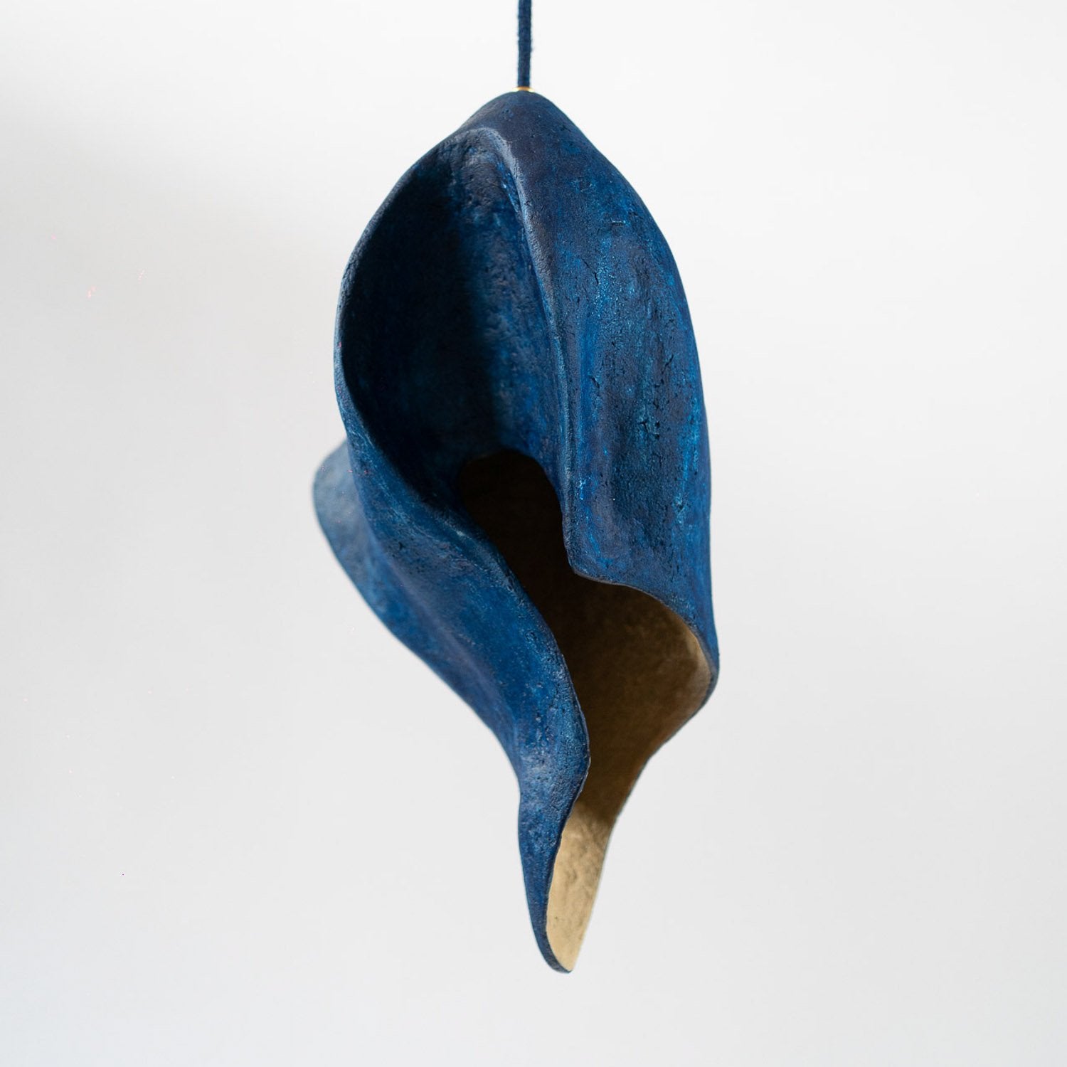 FLAME - Curvy Pendant Light Fixture