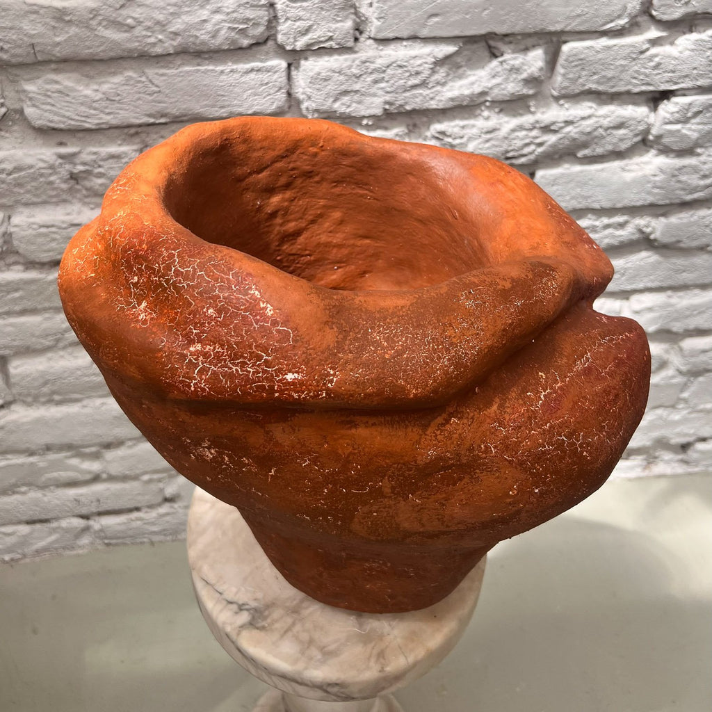 PRIMITIVE VASE